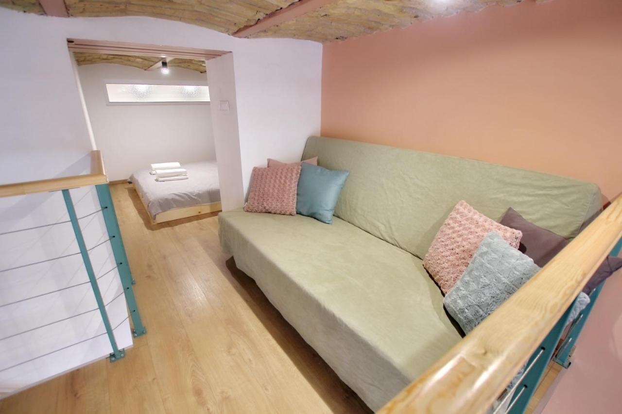 Awesome Budapest Downtown Studio W Balcony & Free Private Parking Exterior foto