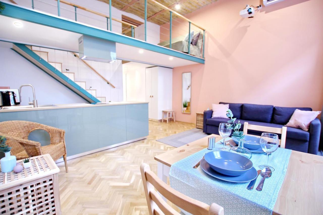 Awesome Budapest Downtown Studio W Balcony & Free Private Parking Exterior foto